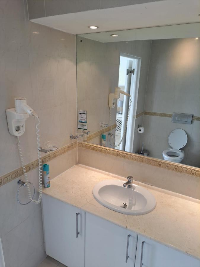 3 Bedroom Sea Facing Family Apartment Cape Town Moullie Point Ngoại thất bức ảnh