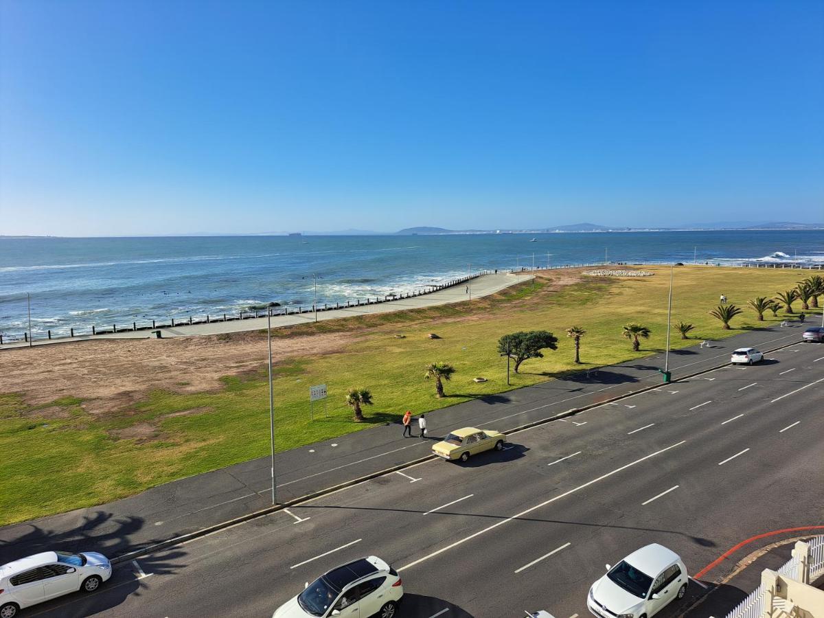3 Bedroom Sea Facing Family Apartment Cape Town Moullie Point Ngoại thất bức ảnh