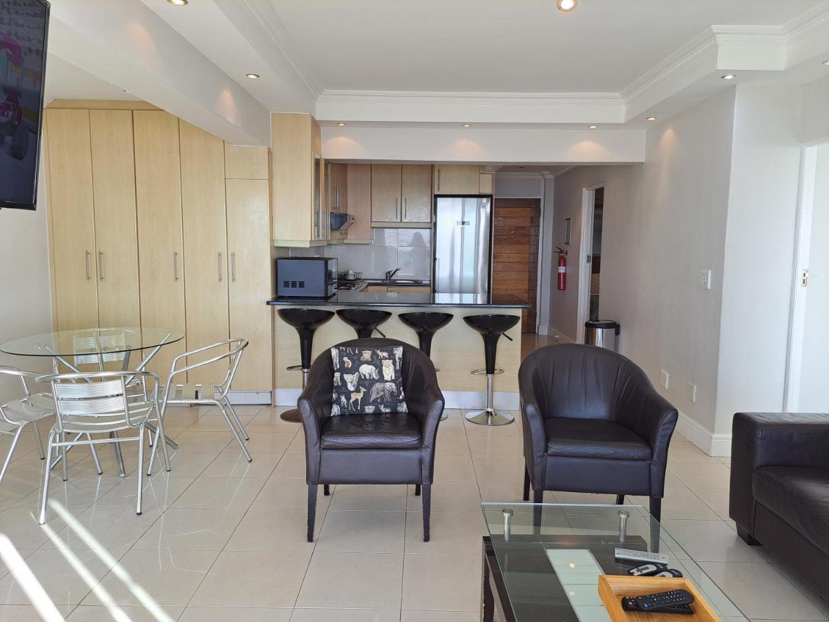3 Bedroom Sea Facing Family Apartment Cape Town Moullie Point Ngoại thất bức ảnh