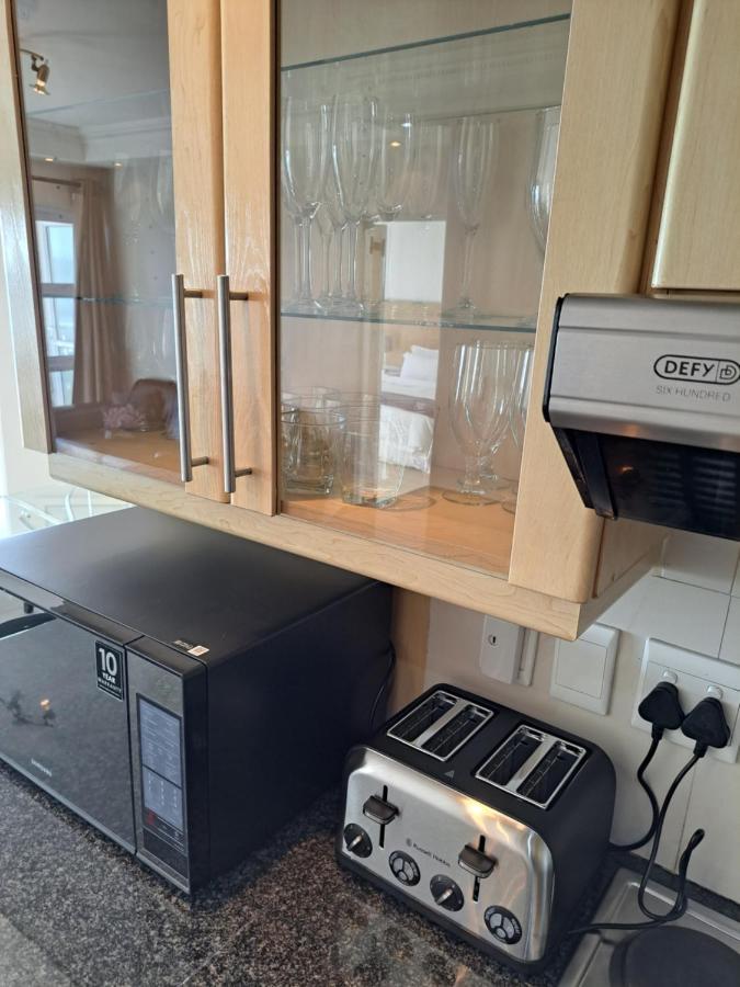 3 Bedroom Sea Facing Family Apartment Cape Town Moullie Point Ngoại thất bức ảnh